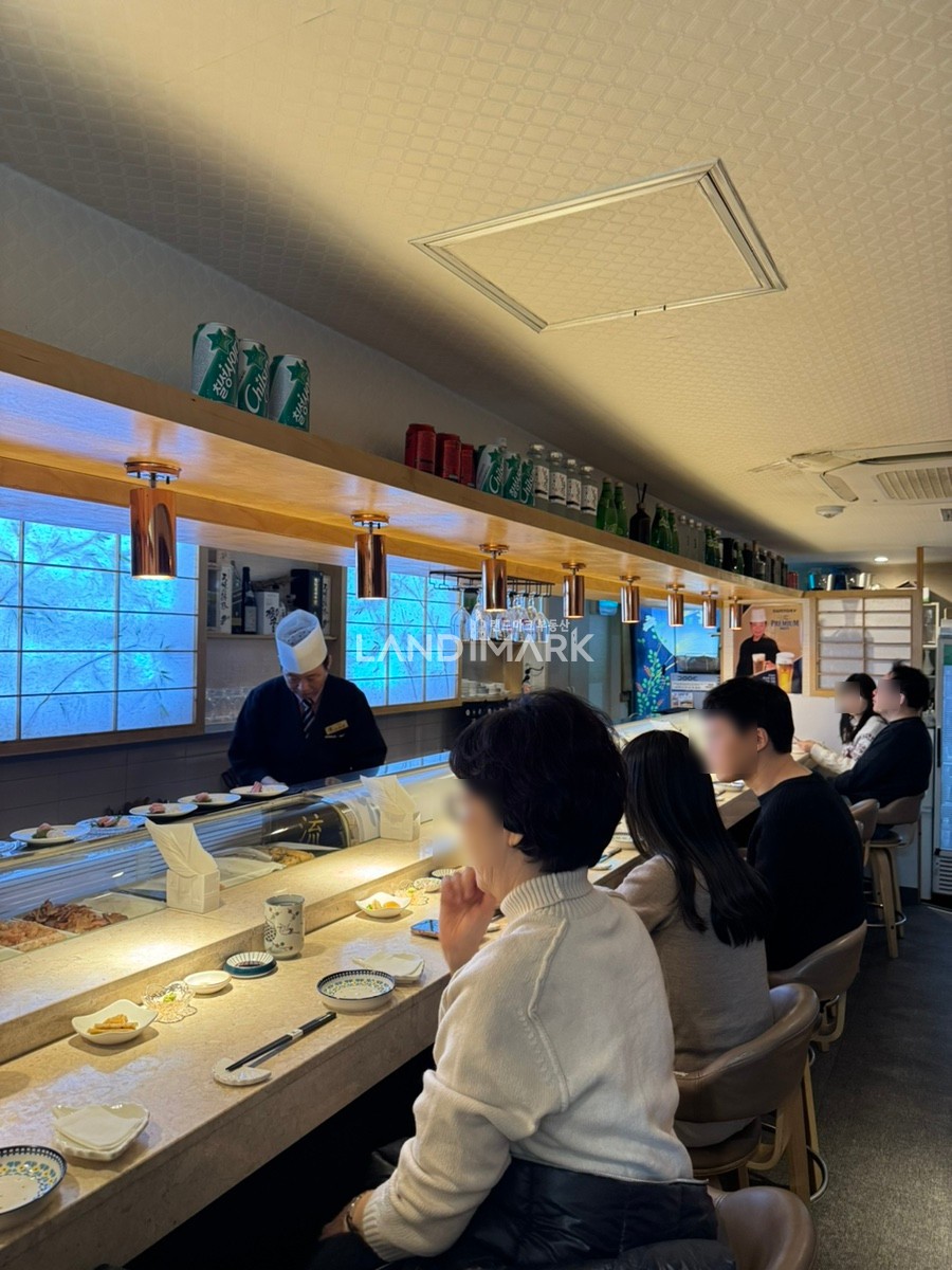 서울 강남구 대치동 포스코 사거리 인근 1층 대도로변 전면 좋은 상가임대 월세 매물번호 16361 사진 3