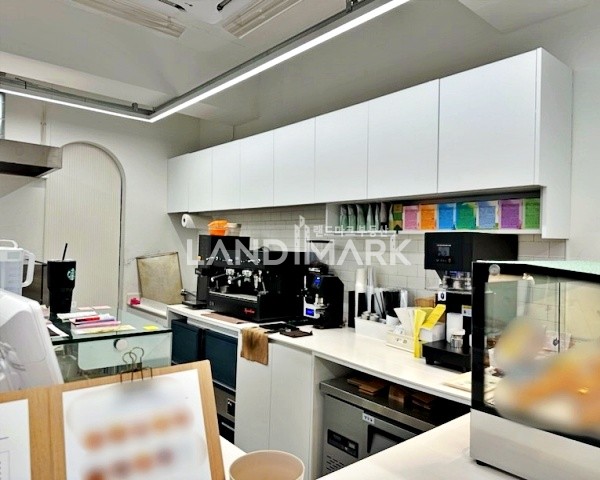서울 강남구 논현동 합리적임대료,전업종 가능, 논현동 1층 상가 통유리로가시성최상 월세 매물번호 15200 사진 7