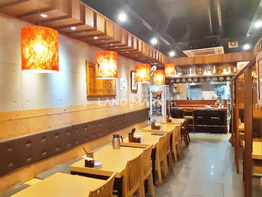 서울 강남구 역삼동 뉴튼프라자동 개나리아파트 사거리 인근 1층 대로변 가시성, 노출 좋은 상가 , 카페 음식점o 월세 매물번호 15317 사진 1