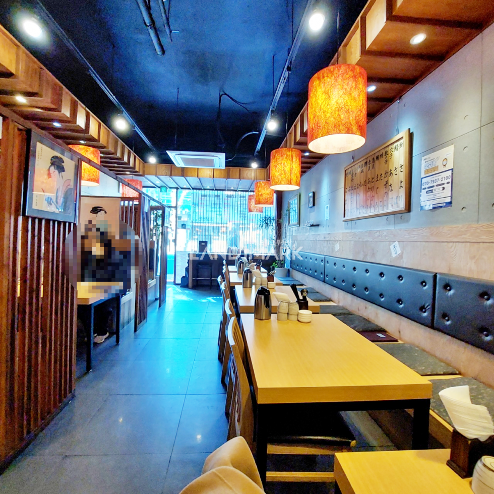서울 강남구 역삼동 뉴튼프라자동 개나리아파트 사거리 인근 1층 대로변 가시성, 노출 좋은 상가 , 카페 음식점o 월세 매물번호 15317 사진 2