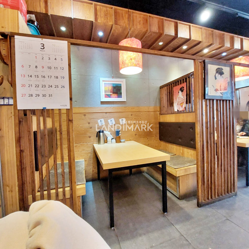 서울 강남구 역삼동 뉴튼프라자동 개나리아파트 사거리 인근 1층 대로변 가시성, 노출 좋은 상가 , 카페 음식점o 월세 매물번호 15317 사진 3