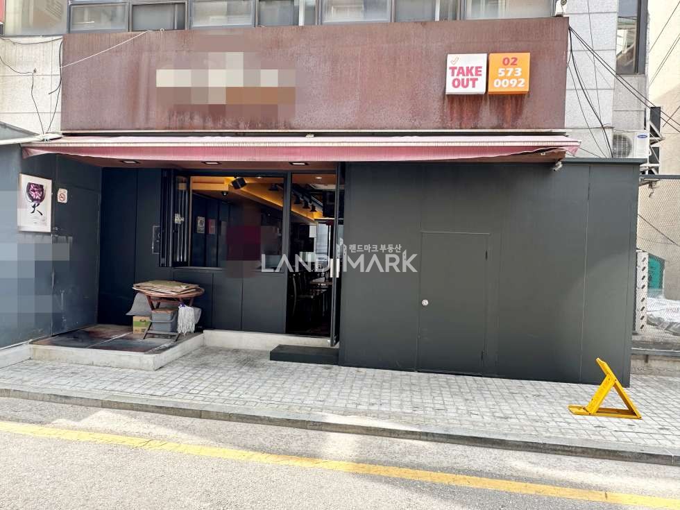 서울 서초구 양재동 양재시민의 숲 초역세권 1층 치킨, 시설집기 최상 월세 매물번호 11985 사진 4