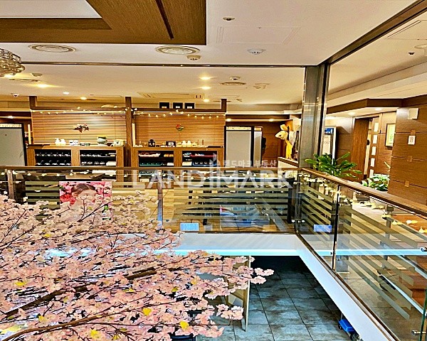 서울 강남구 청담동 청담동 대로변 가시성 노출성 최상급 고급인테리어 복층구조 월세 매물번호 14027 사진 4