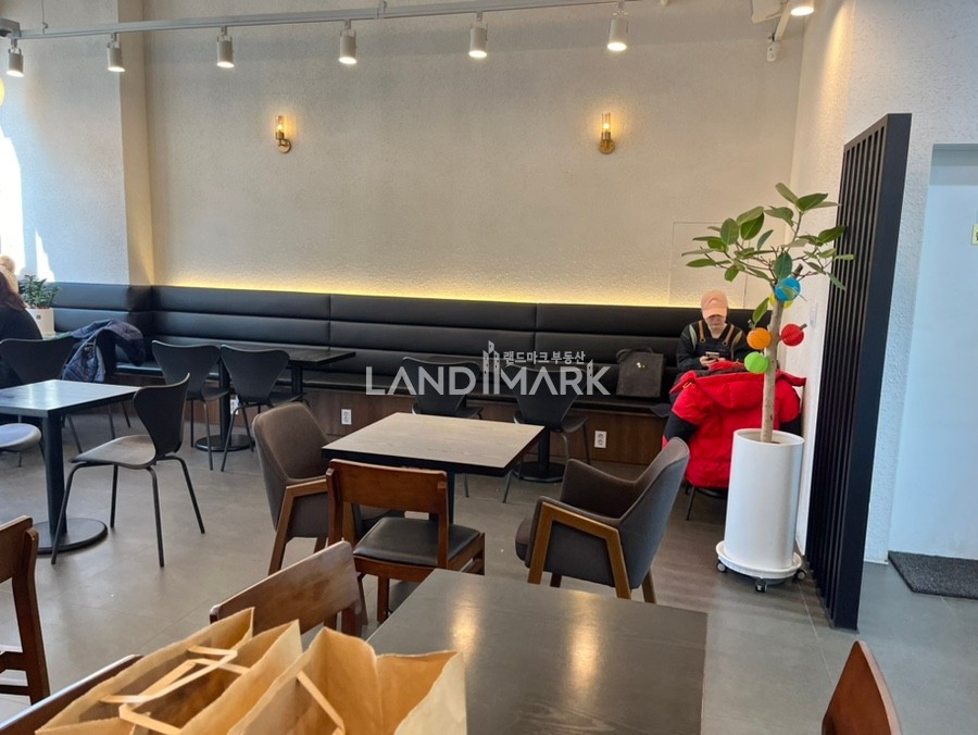 서울 강남구 도곡동 양재역 초초초역세권, 대로변 1층상가. 도루코신사옥예정 잠재수요 多 높은층고(3M) 월세 매물번호 15504 사진 4
