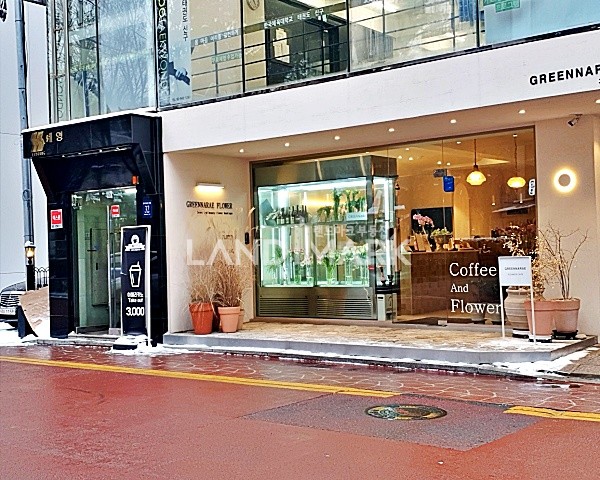 서울 강남구 신사동 가로수길 신구초 인근 노출성좋은 지상1층 상가 카페추천 건물내외부깔끔 월세 매물번호 14114 사진 1
