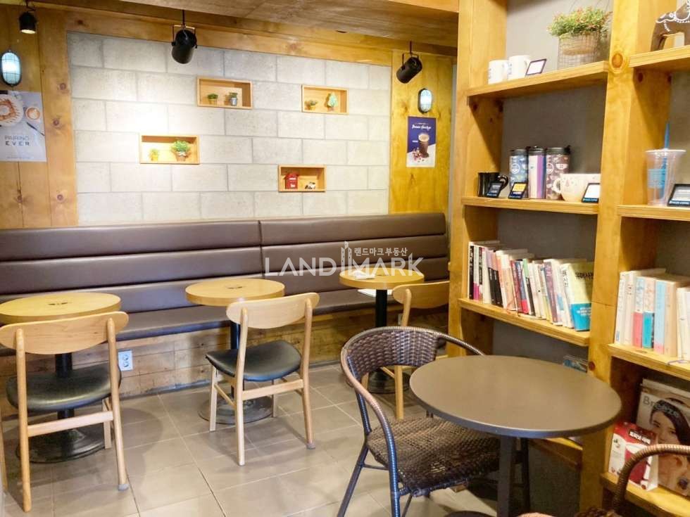 서울 서초구 서초동 예술의 전당 앞 대박자리 , 장사 정말 잘되는 카페 베이커리 월세 매물번호 13219 사진 2