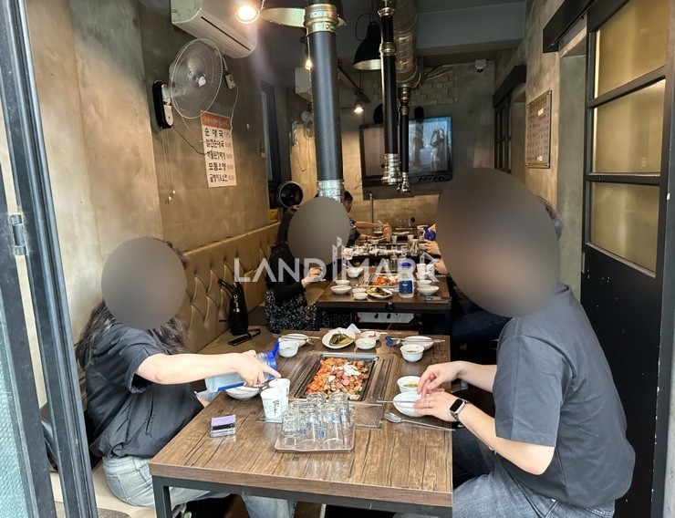 서울 강남구 도곡동 매봉역 먹자라인 초역세권 1층 유동인구 많은 1층상가임대 월세 매물번호 16060 사진 1