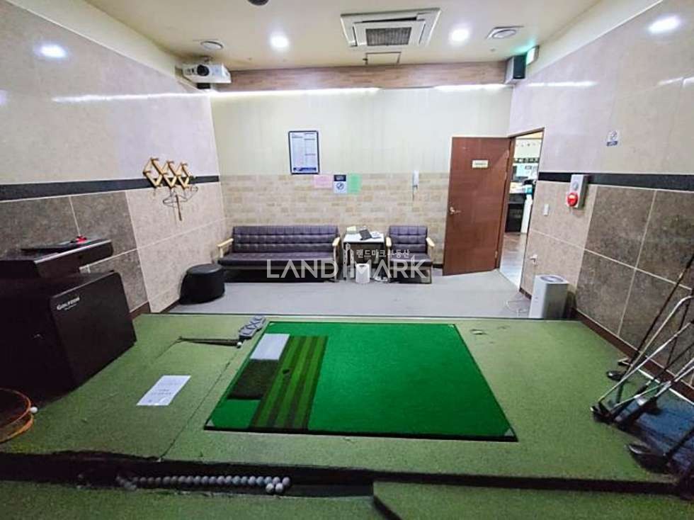 서울 강남구 대치동 대로변 사거리에 있는 지하대형상가!!/대단지 아파트 중심상가 월세 매물번호 13223 사진 2