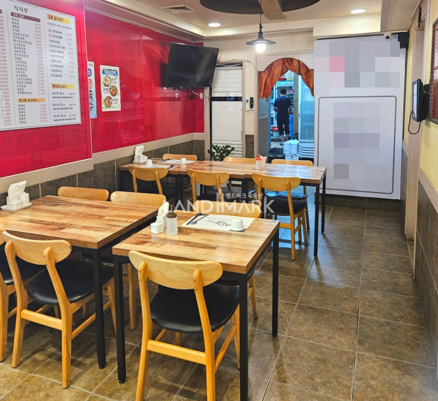 서울 강남구 도곡동 뱅뱅사거리 대형간판가능 가시성 노출 좋은 1층상가 월세 매물번호 16027 사진 2