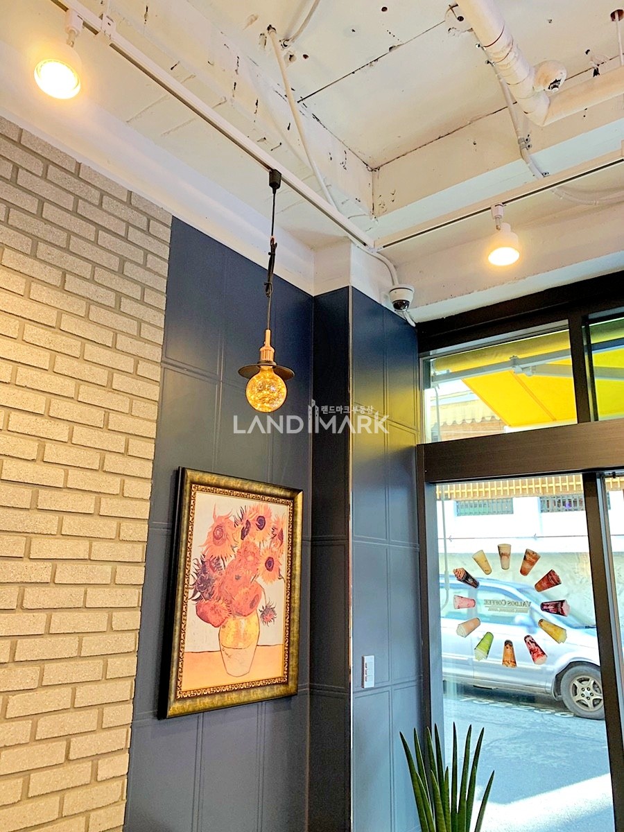 서울 강남구 논현동 신논현역 더블+초역세권 먹거리상권에 있는 1층 상가. 내부인테리어 굿. 카페ㅇ샐러드가게 ㅇ 월세 매물번호 15314 사진 6