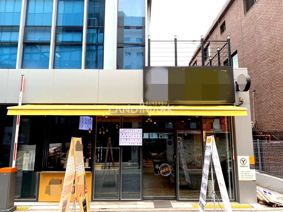 서울 강남구 논현동 신논현역 더블+초역세권 먹거리상권에 있는 1층 상가. 내부인테리어 굿. 카페ㅇ샐러드가게 ㅇ 월세 매물번호 15314 사진 7