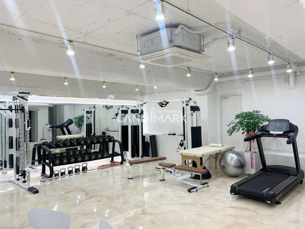 서울 강남구 대치동 포스코사거리 인근 가시성 좋은 PT샵, 인테리어 최상 월세 매물번호 13291 사진 3