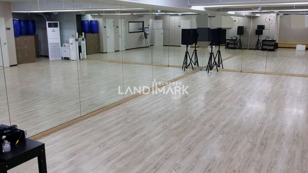 서울 서초구 서초동 교대역 서초역 역세권에 위치한 복합상권 지하상가 월세 매물번호 13476 사진 2