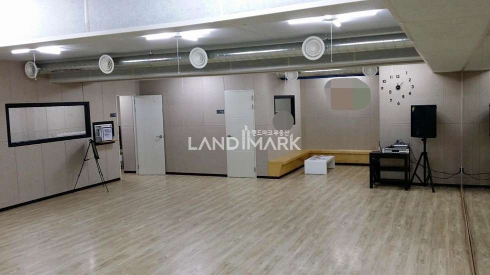 서울 서초구 서초동 교대역 서초역 역세권에 위치한 복합상권 지하상가 월세 매물번호 13476 사진 4