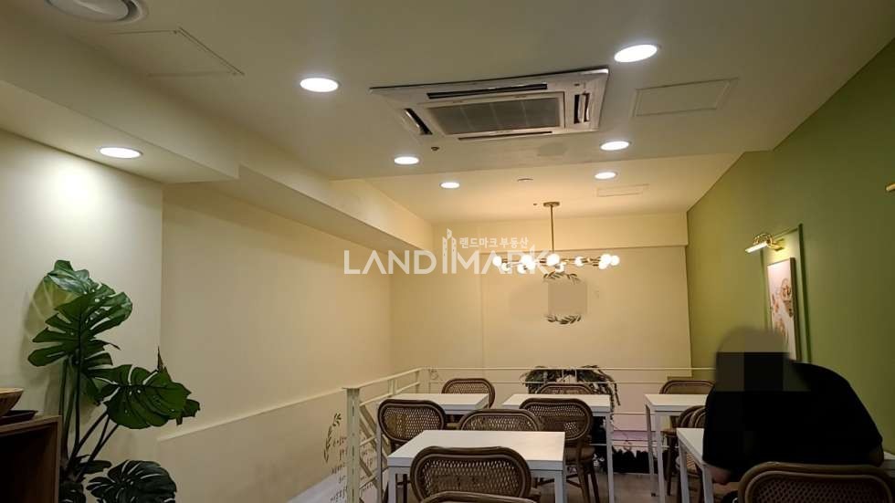 서울 서초구 서초동 강남역 더블역세권, 아파트오피스상권 대로변1층상가 복층S.V면적 有 월세 매물번호 15501 사진 4