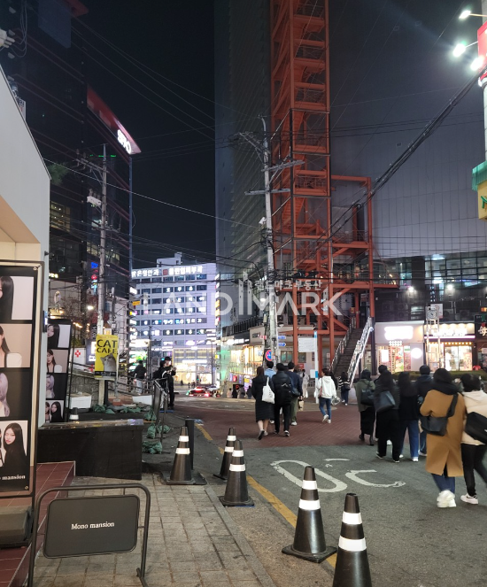 서울 강남구 역삼동 1동 신논현 6번출구 소형매장 위치 GOOD 월세 매물번호 15812 사진 1
