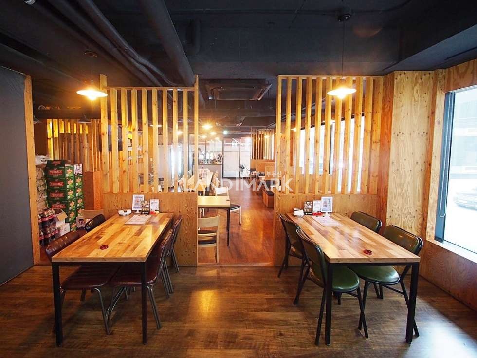 서울 강남구 역삼동 주건축물제1동 역삼동 개방감 최상 2층 상가, 단골손님 많은 치킨,음식점 O 월세 매물번호 13741 사진 3