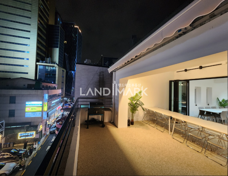 서울 강남구 신사동 세로수길 메인 인테리어 최고 테라스까지 활용가능 가성비 굿 월세 매물번호 16573 사진 9