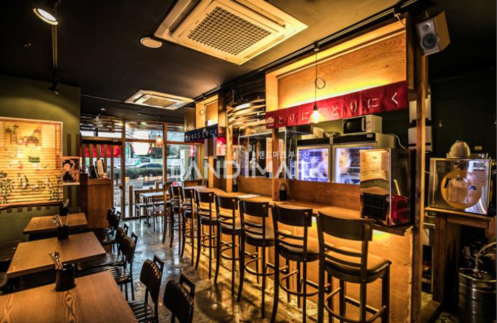 서울 강남구 역삼동 역삼초등학교 맞은편 야장가능한 가성비좋은 1층상가 월세 매물번호 15716 사진 1
