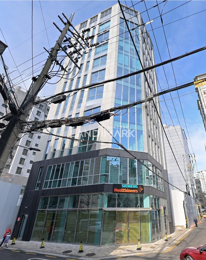서울 서초구 서초동 교대역 더블역세권 대로변 이면 일반상업지역 빌딩 매매 매물번호 16716 사진 1