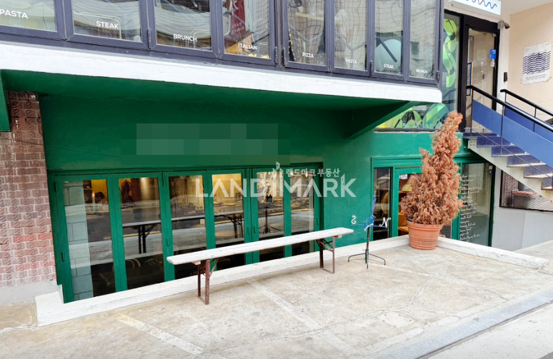 서울 강남구 신사동 가로수길 인근 유동폭발 노출 좋은 반지층상가 강력추천 월세 매물번호 16834 사진 7