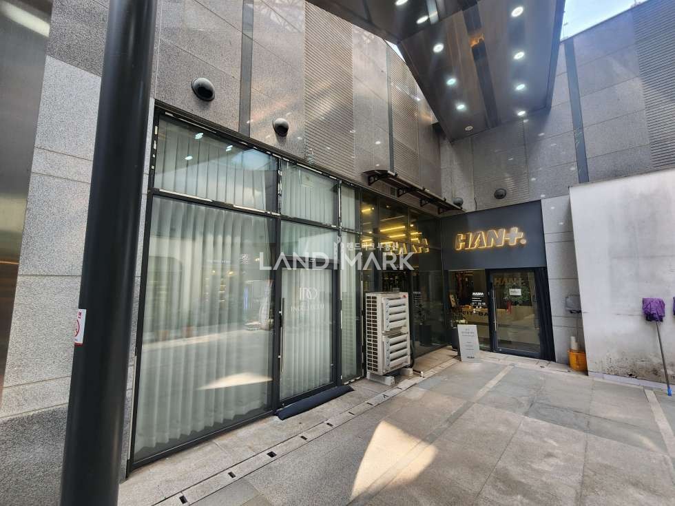 서울 서초구 서초동 서초애비뉴동 서초역 대로변 마제스타시티 단지내상가 썬큰 지하상가 월세 매물번호 16803 사진 5