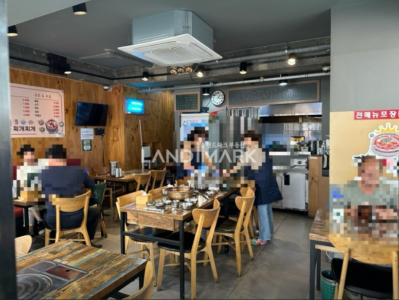 서울 송파구 송파동 송리단길 모든업종가능한 코너건물 노출 좋은 1층상가 월세 매물번호 16969 사진 2