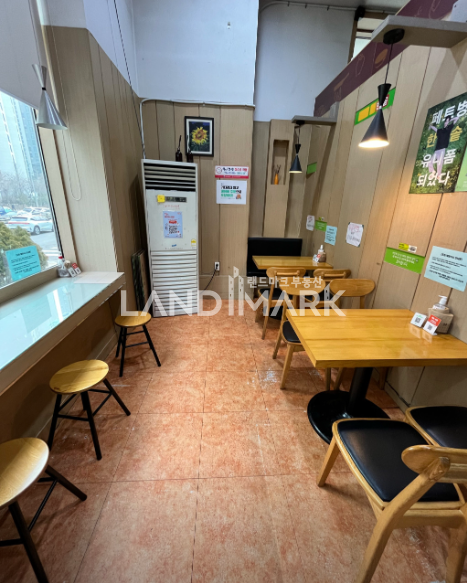 서울 강남구 역삼동 르네상스사거리 대로변 유동폭발 업종무관 노출 좋은 1층상가 월세 매물번호 16578 사진 1