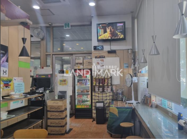서울 강남구 역삼동 르네상스사거리 대로변 유동폭발 업종무관 노출 좋은 1층상가 월세 매물번호 16578 사진 2