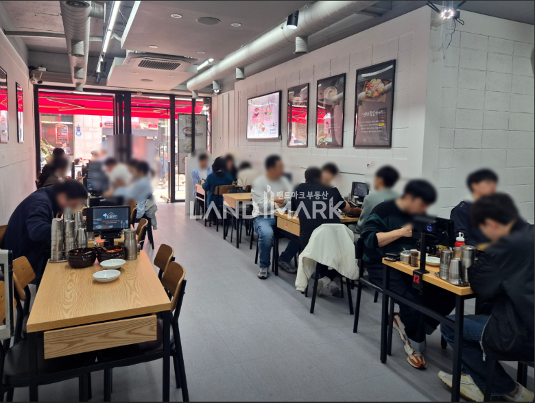 서울 강남구 역삼동 선릉역 초역세권 메인 먹자라인 메인자리 강력추천 유동폭발 월세 매물번호 16791 사진 2