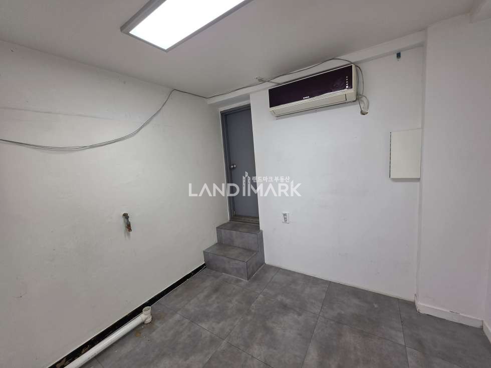서울 강남구 역삼동 선정릉역 초역세권 전면노출 좋은 무권리 1층상가 업종문의 환영 월세 매물번호 17039 사진 3