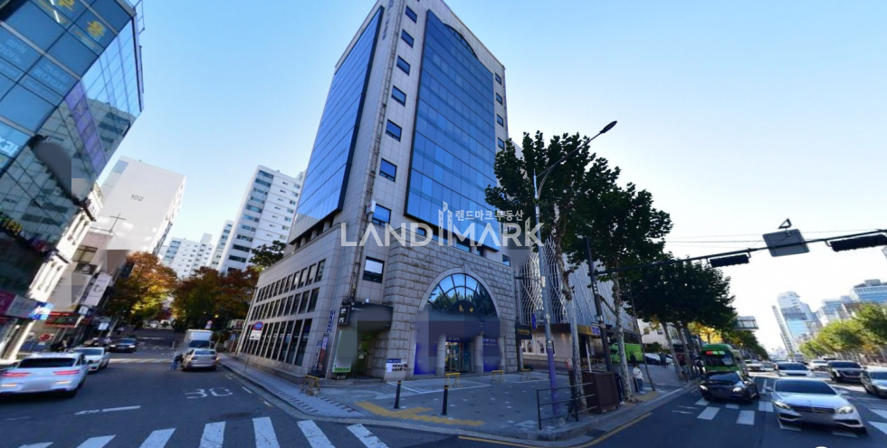 서울 강남구 도곡동 무권리 큰 대로변에 있는 마트/뒷편 아파트 밀집! 월세 매물번호 13253 사진 1