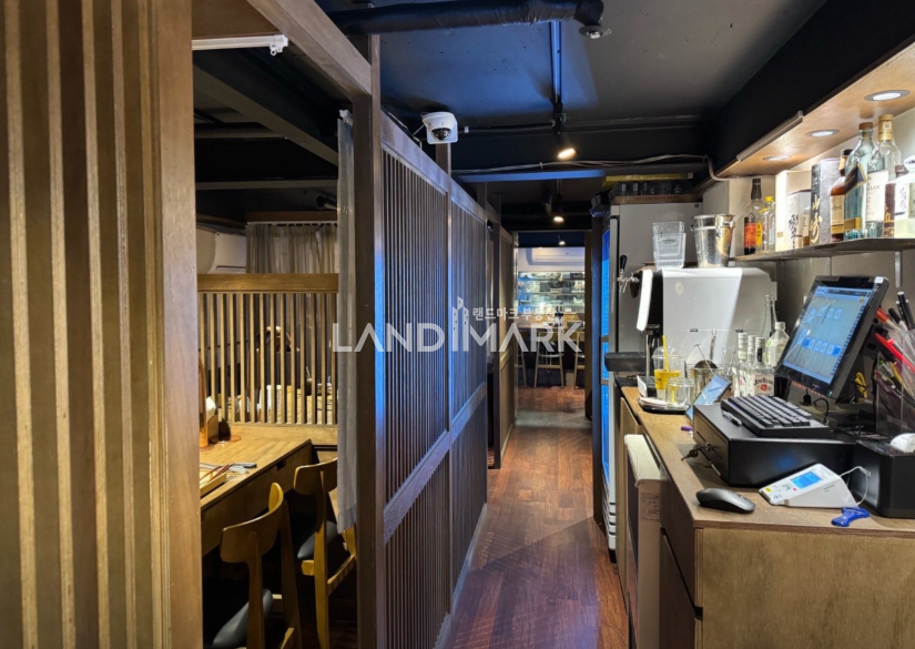 서울 강남구 신사동 다가구용단독주택동 세로수길 특색있는 1층상가 노출 가성비 너무 좋아요 월세 매물번호 16535 사진 3