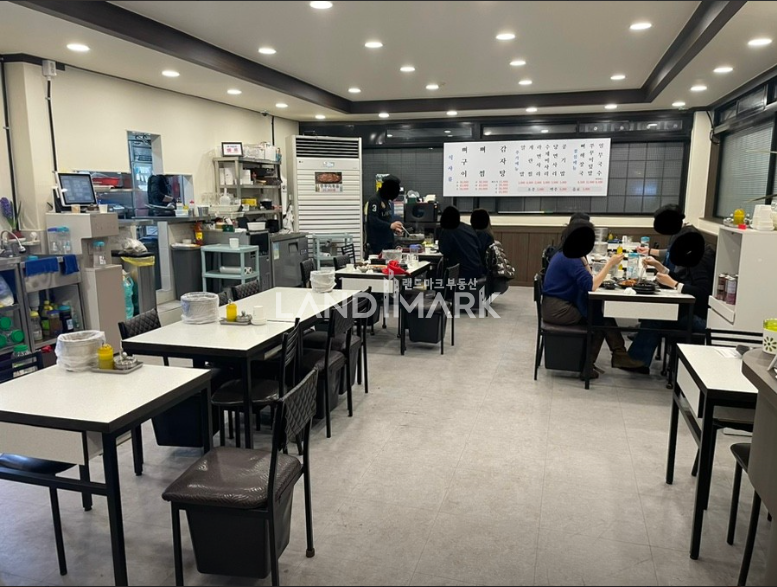 서울 서초구 잠원동 신사역 초역세권 모든업종 가능한 전면 노출 좋은 1층상가 월세 매물번호 17156 사진 2